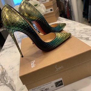 Christian Louboutin So Kate 120 Python Aquarium